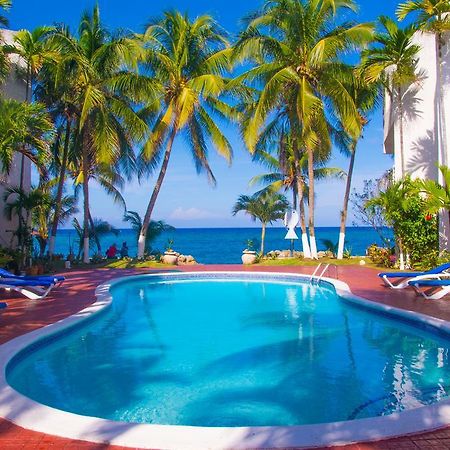 Chrisanns Paradise Suite By The Ocean - Apt#9 Ocho Rios Exterior photo