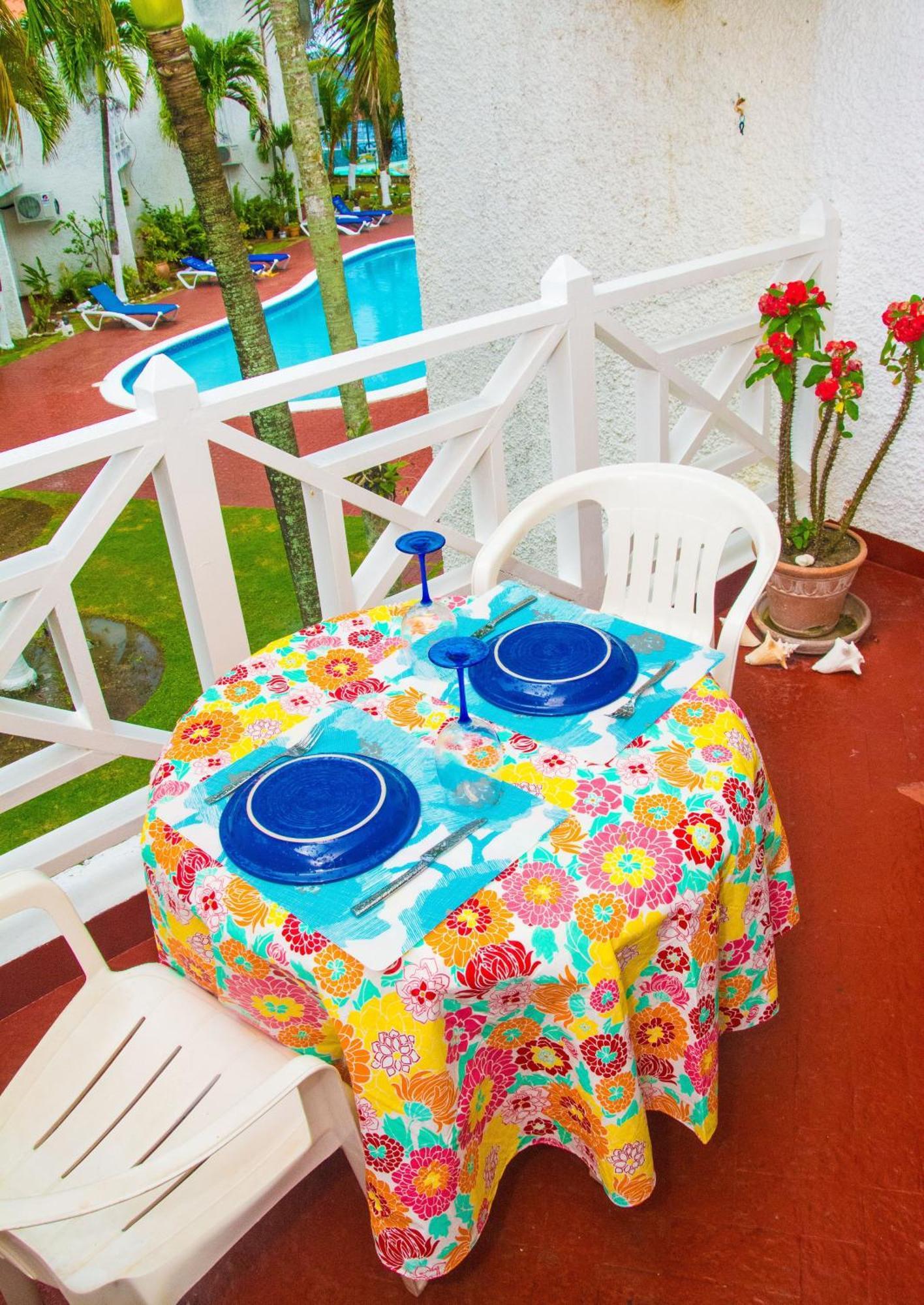 Chrisanns Paradise Suite By The Ocean - Apt#9 Ocho Rios Exterior photo