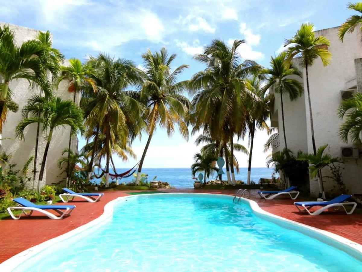 Chrisanns Paradise Suite By The Ocean - Apt#9 Ocho Rios Exterior photo